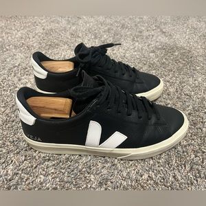 Veja Campo (Black/White)